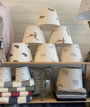 Brocante Gramon - English Linen Hare lampshades