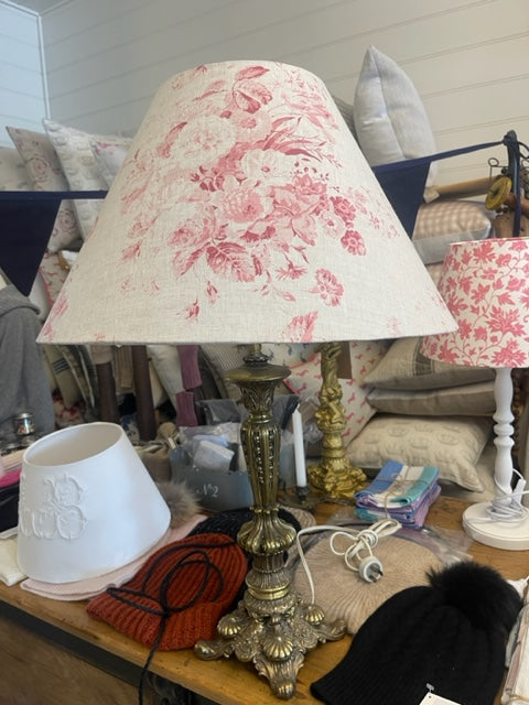 Brocante Gramon - English Linen Raspberry Floral lampshade