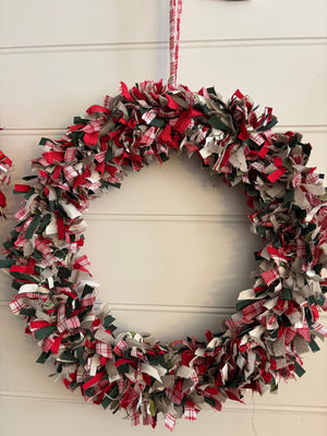 Brocante Gramon - Christmas Rag Wreath - Christmas Red & Green