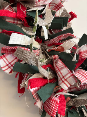 Brocante Gramon - Christmas Rag Wreath - Christmas Red & Green