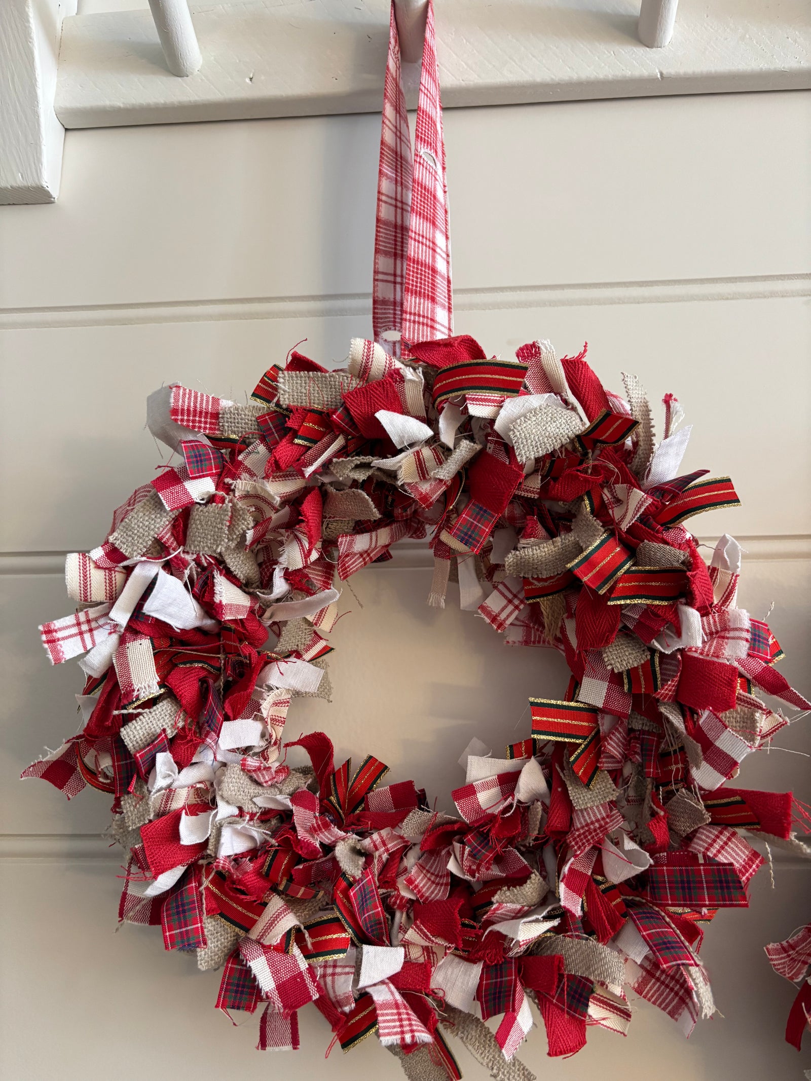 Brocante Gramon - Christmas Rag Wreath - Christmas Red & Gold