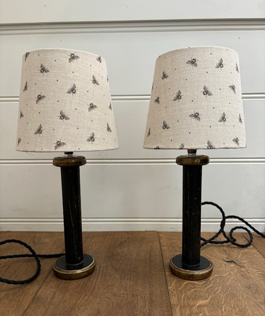 Brocante Gramon - English Linen Mini Bee Lamps