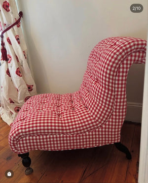 Brocante Gramon - Red Gingham Buttoned Bedroom Chair