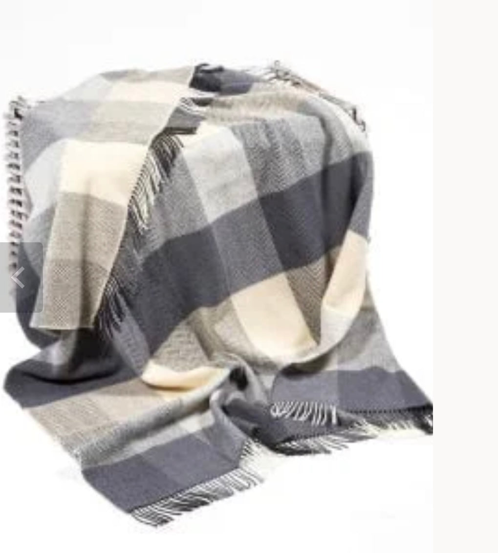 Brocante Gramon - Merino Wool Cashmere Throw - Cream Grey Large Block Check