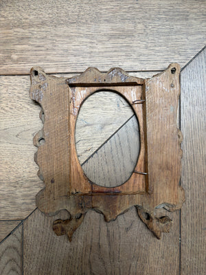 Brocante Gramon - Vintage French Carved Wooden Frame