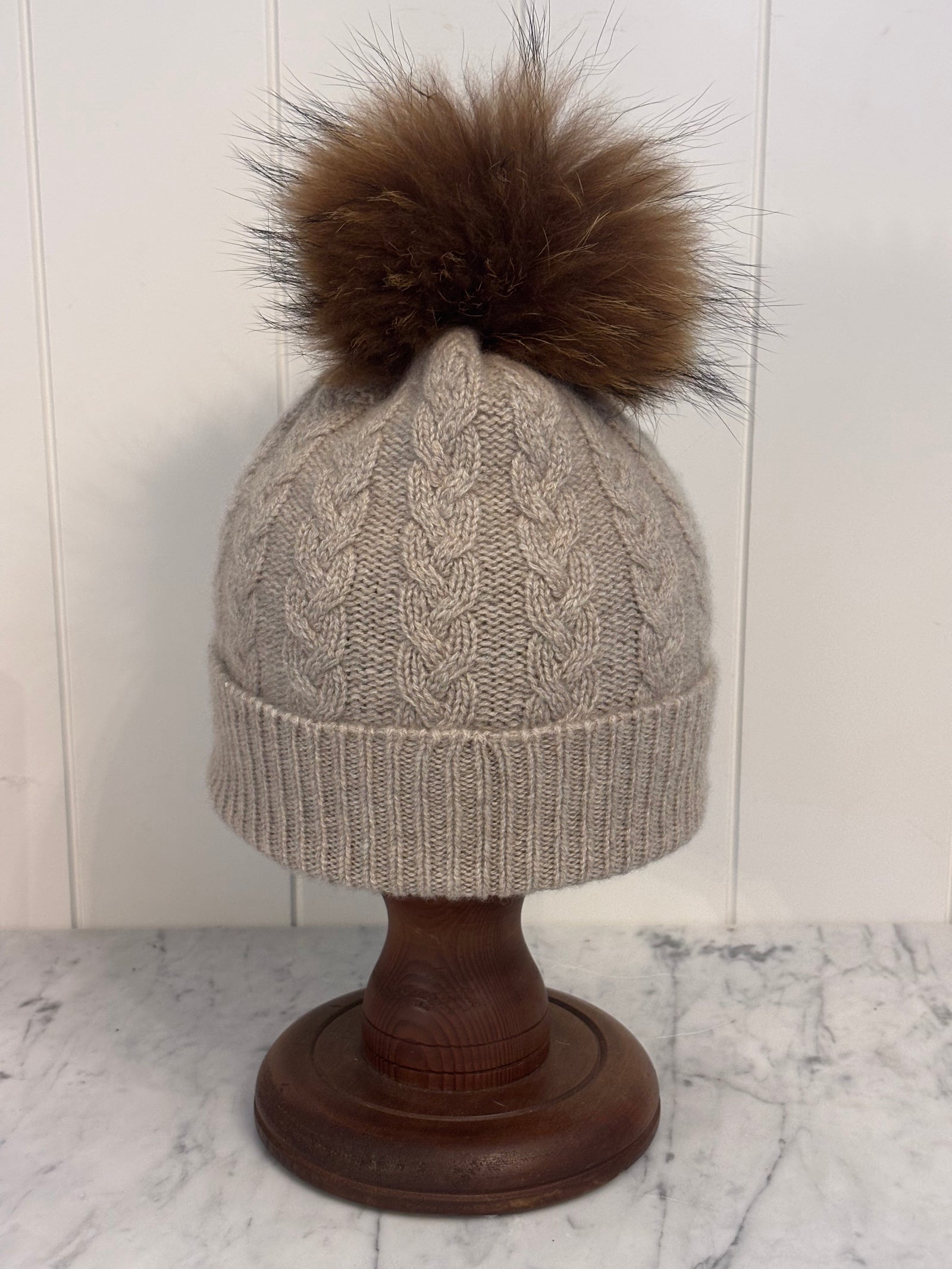 Brocante Gramon - SCA 3-ply Beanies | Moondust Cable Knit