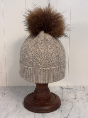 Brocante Gramon - SCA 3-ply Beanies | Moondust Cable Knit