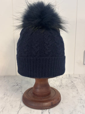 Brocante Gramon - SCA 3-ply Beanies | Navy Cable Knit
