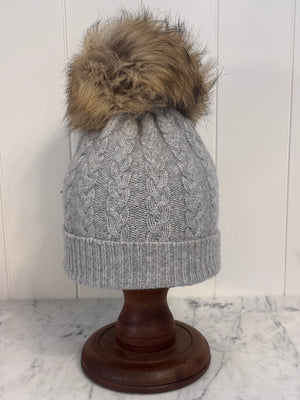 Brocante Gramon - SCA 3-ply Beanies | Light Flannel Grey Cable Knit