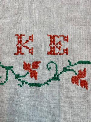 Brocante Gramon - Antique Linen Table Runner - monogrammed cross-stitched 'KE'