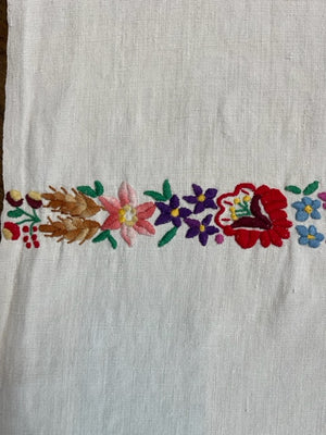 Brocante Gramon - Antique Linen Table Runner - monogrammed cross-stitched 'SJ'