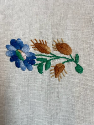 Brocante Gramon - Antique Linen Table Runner - monogrammed cross-stitched 'SJ'