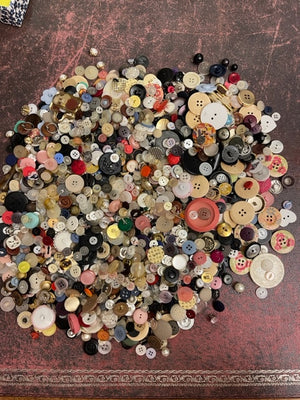 Brocante Gramon - Vintage Button Jars