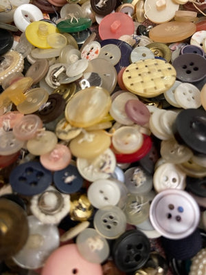 Brocante Gramon - Vintage Button Jars