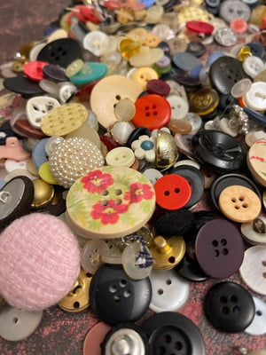 Brocante Gramon - Vintage Button Jars