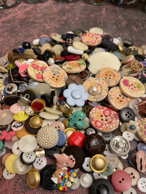 Brocante Gramon - Vintage Button Jars
