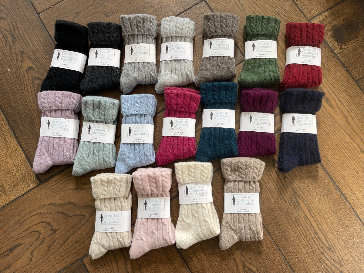 Brocante Gramon - SCA Cashmere 3 Ply Cable Knit Socks