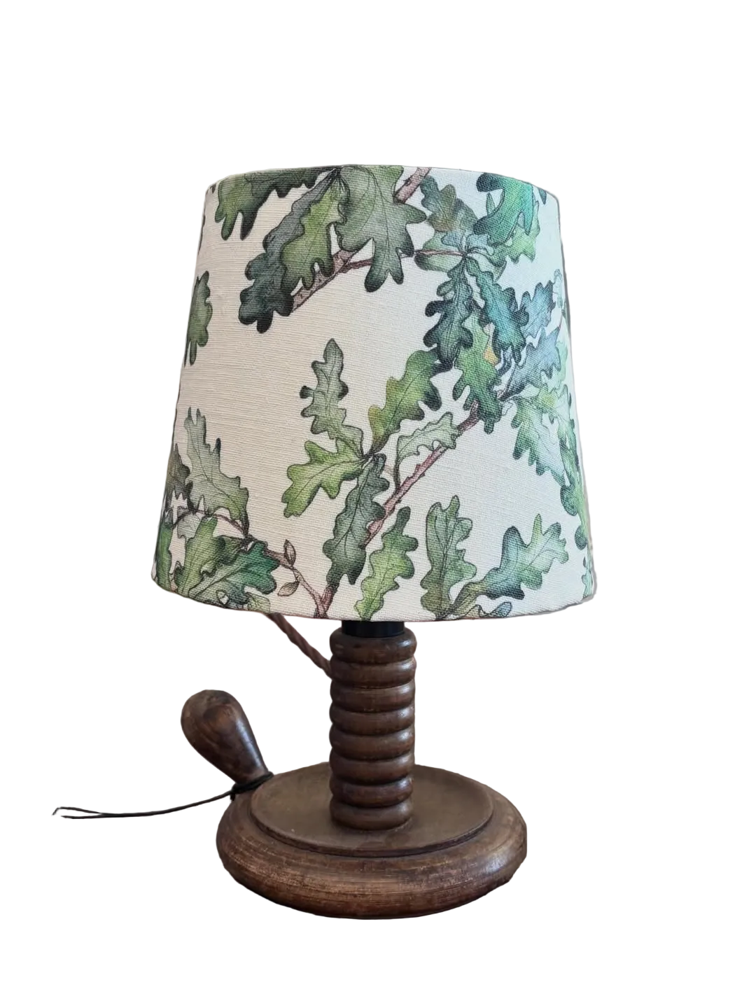 Brocante Gramon - English Linen Oak Leaf Lampshade with Wee Willie Winkie Lampbase