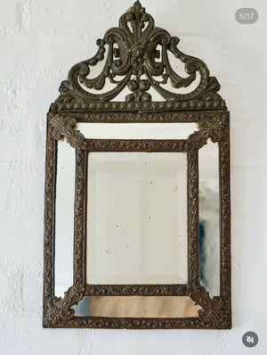 Brocante Gramon - French Antique Cushion Mirror