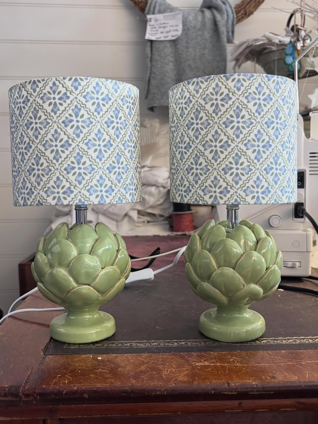 Brocante Gramon - Green Artichoke Lamps with Lampshade (Pair of)