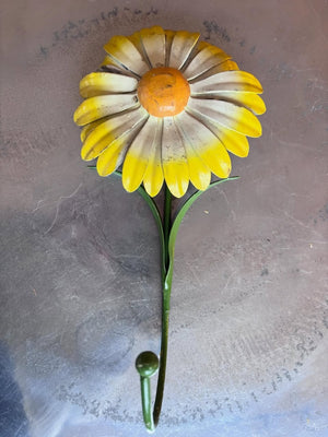 Brocante Gramon - Vintage French Toleware Daisy Wall Hook