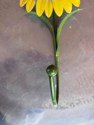 Brocante Gramon - Vintage French Toleware Daisy Wall Hook