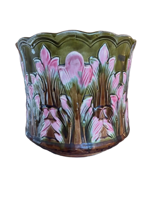 Brocante Gramon - Antique French Majolica crocus floral pot