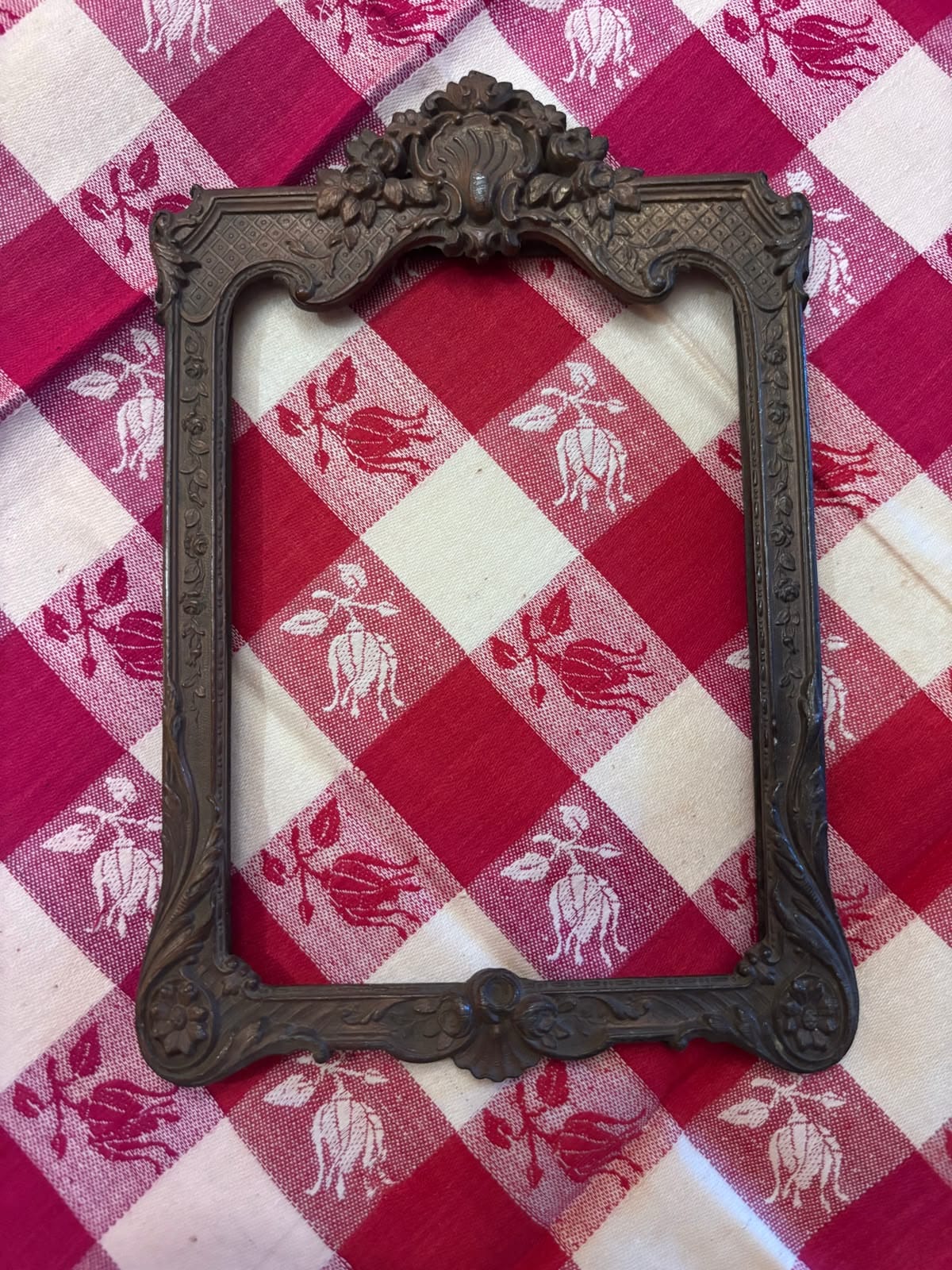 Brocante Gramon - Antique French heavy brass picture frame