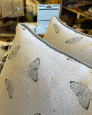 Brocante Gramon - Butterfly Linen Armchair