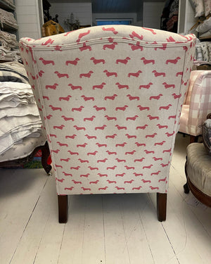 Brocante Gramon - Pink Dachshund Armchair
