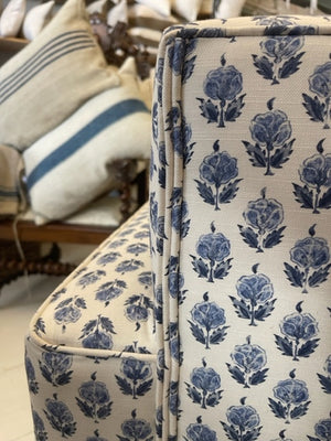 Brocante Gramon - Pretty Repeating Blue Floral Armchairs