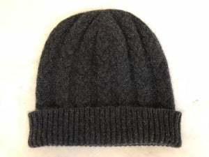 Brocante Gramon - SCA 3-ply Beanies | Charcoal Cable Knit