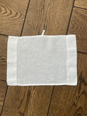 Brocante Gramon - Vintage White Linen Napkins #001