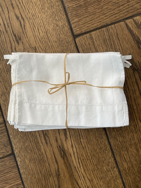 Brocante Gramon - Vintage White Linen Napkins #001
