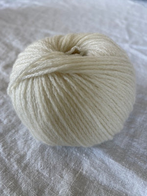 Brocante Gramon - SCA 4-ply Cashmere Knitting Yarn - Winter White