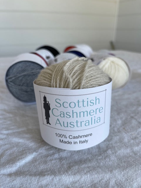 Brocante Gramon - SCA 4-ply Cashmere Knitting Yarn - Natural