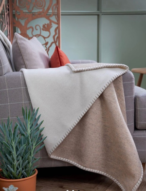 Brocante Gramon - Cashmere/Merino Reversible Blanket Stitched Bed Throw - Ecru / Driftwood