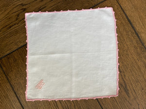 Brocante Gramon - Vintage French linen pink-embroidered tablecloth & napkin set