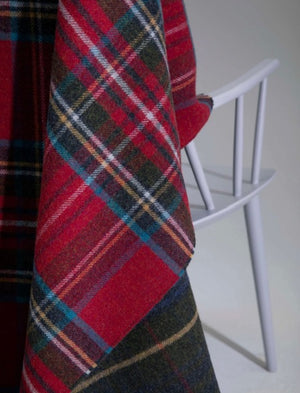 Brocante Gramon - Lambswool Double Face Check Throw | Hunting Stewart