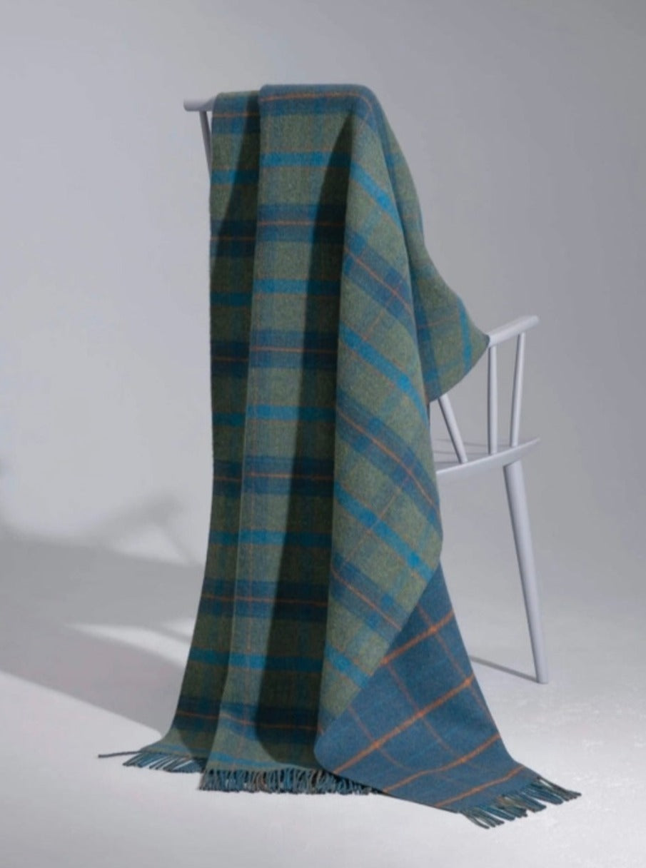 Brocante Gramon - Lambswool Double Face Check Throw | Multi