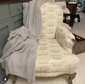 Brocante Gramon - The Crown English Linen Armchair Armchair