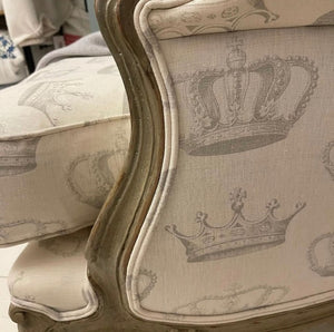 Brocante Gramon - The Crown English Linen Armchair Armchair