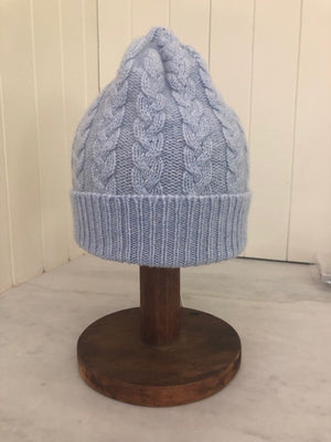 Brocante Gramon - SCA 3-ply Beanies | Powder Blue Cable Knit