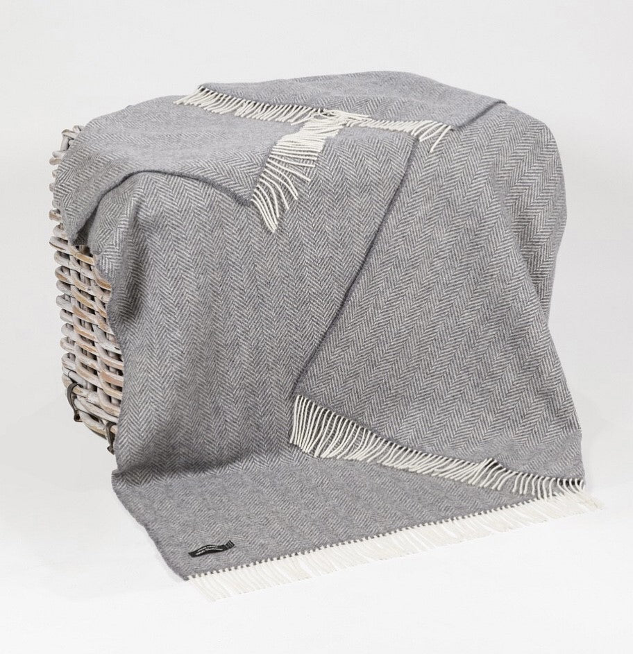 Brocante Gramon - Merino Cashmere Throw - Grey Herringbone